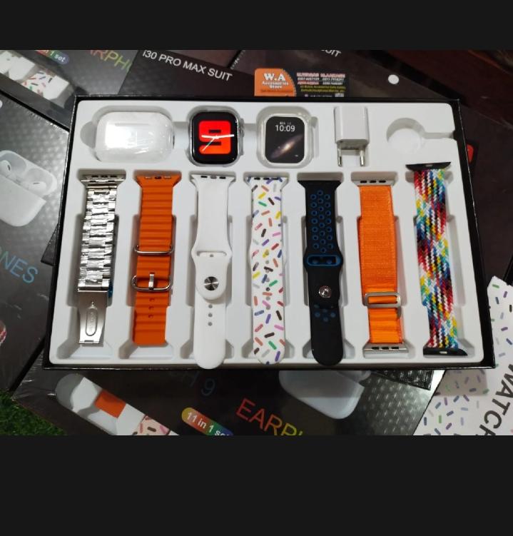 10-IN-1 ULTRA COMBO 🔥 Smart Watch + AirPods + 7 Straps | BIG 2.3" Display | COD